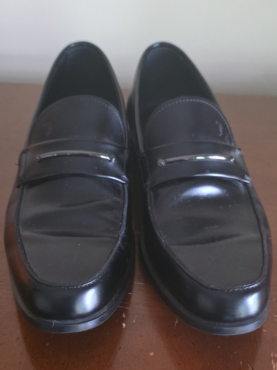 TOD\'S Men\'s Black Leather Penny Loafers, $900